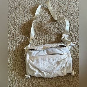 North Face Never Stop Lumbar Pack Crossbody Belt Bag Purse - Cream/White